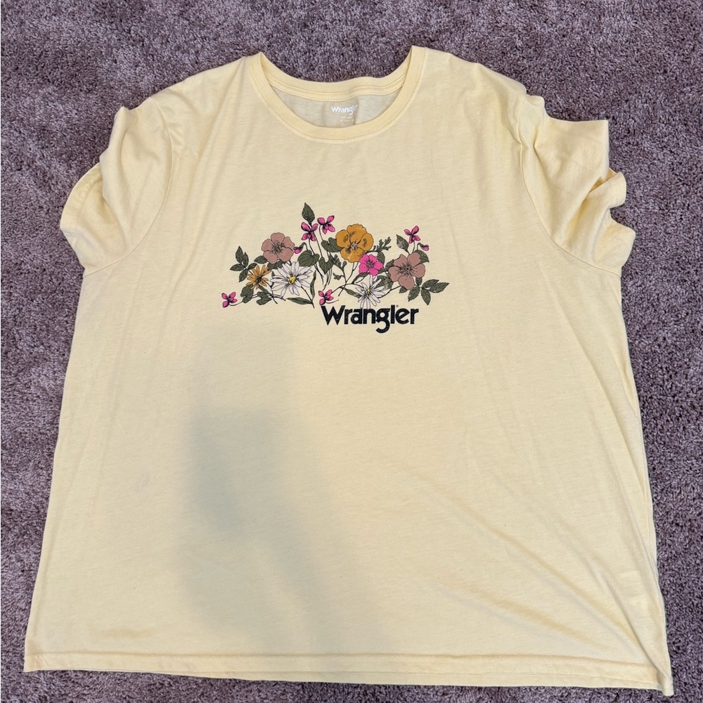 Wrangler yellow flower t shirt